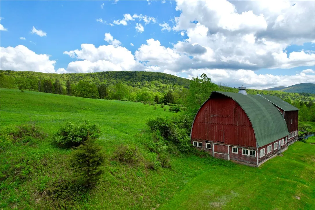 1114 Bull Run Road, Middletown, New York 12455, Middletown, New York 12455, 3 Bedrooms Bedrooms, 8 Rooms Rooms,1 BathroomBathrooms,Residential,For Sale,1114 Bull Run Road, Middletown, New York 12455,0,R1596327