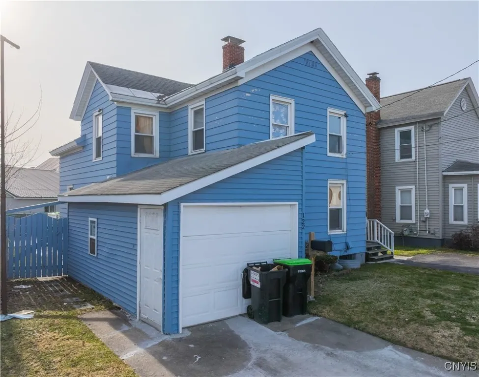 120-122 Bellinger Street, Herkimer, New York 13350, Herkimer, New York 13350, 6 Bedrooms Bedrooms, ,2 BathroomsBathrooms,Residential,Closed,120-122 Bellinger Street, Herkimer, New York 13350,0,S1596938