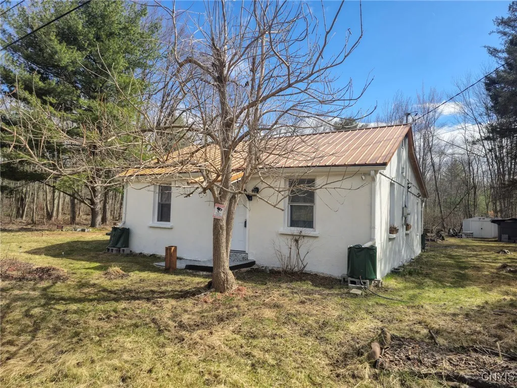 7436 Nys Route 13 E, Vienna, New York 13308, Vienna, New York 13308, 2 Bedrooms Bedrooms, 5 Rooms Rooms,1 BathroomBathrooms,Residential,Closed,7436 Nys Route 13 E, Vienna, New York 13308,0,S1596762