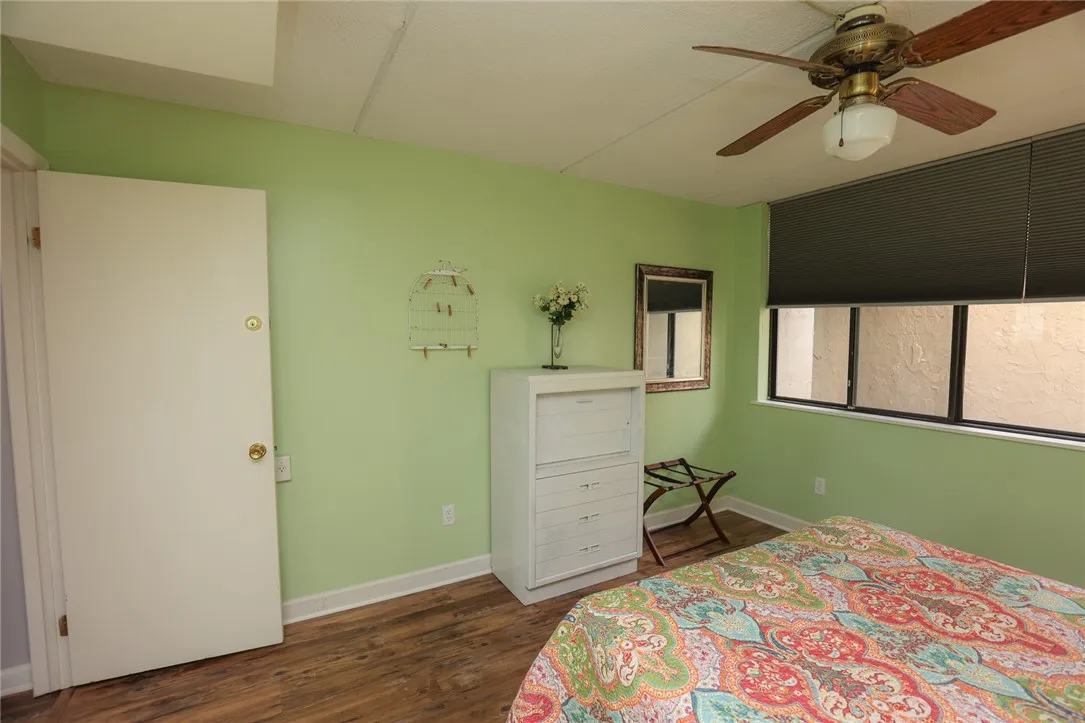 11 Cliffside Drive, South Bristol, New York 14424, South Bristol, New York 14424, 4 Bedrooms Bedrooms, 6 Rooms Rooms,2 BathroomsBathrooms,Residential,For Sale,11 Cliffside Drive, South Bristol, New York 14424,0,R1597007