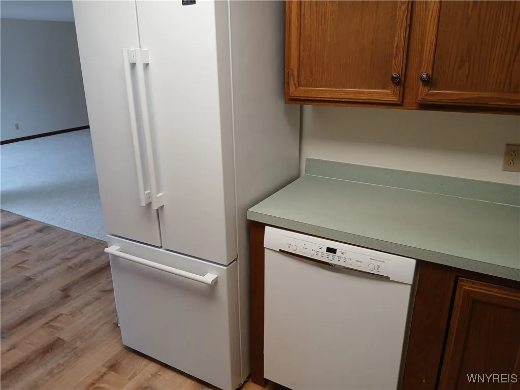 5301 Chestnut Ridge Road G, Orchard Park, New York, Orchard Park, New York 14127, 2 Bedrooms Bedrooms, 5 Rooms Rooms,2 BathroomsBathrooms,Residential,Closed,5301 Chestnut Ridge Road G, Orchard Park, New York,B1596798