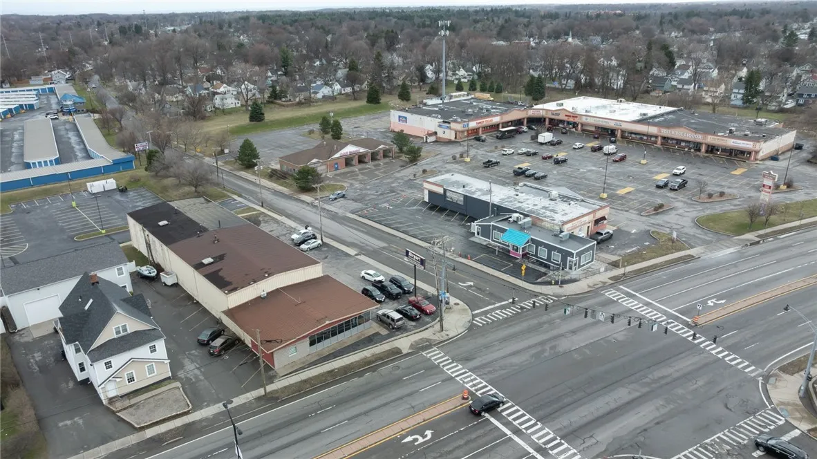 688-694 West Ridge Road, Rochester, New York 14615, Rochester, New York 14615, ,Commercial Sale,For Sale,688-694 West Ridge Road, Rochester, New York 14615,0,R1596764