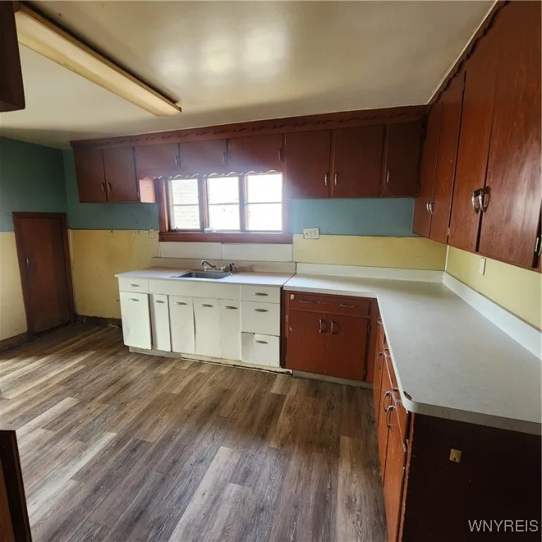 65 Wex Avenue, Buffalo, New York 14211, Buffalo, New York 14211, 5 Bedrooms Bedrooms, ,2 BathroomsBathrooms,Residential,For Sale,65 Wex Avenue, Buffalo, New York 14211,B1597174
