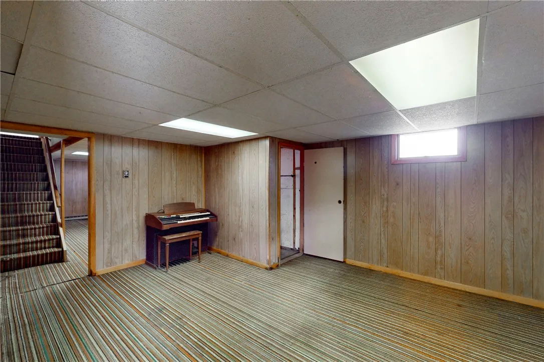 7975 County Route 113, Urbana, New York 14810, Urbana, New York 14810, 3 Bedrooms Bedrooms, 8 Rooms Rooms,1 BathroomBathrooms,Residential,Closed,7975 County Route 113, Urbana, New York 14810,0,R1597220