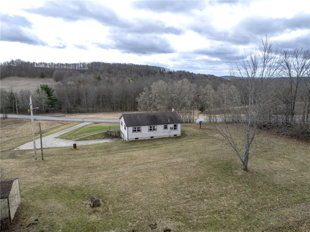 7975 County Route 113, Urbana, New York 14810, Urbana, New York 14810, 3 Bedrooms Bedrooms, 8 Rooms Rooms,1 BathroomBathrooms,Residential,Closed,7975 County Route 113, Urbana, New York 14810,0,R1597220