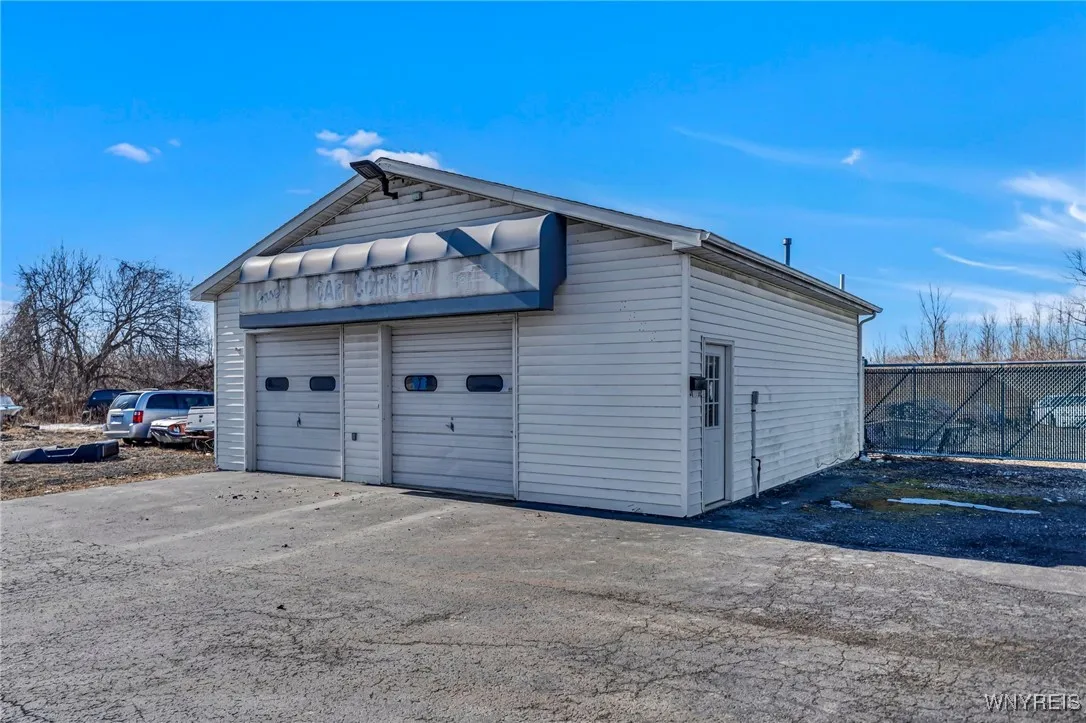 3628.5 Military Road, Niagara, New York 14305, Niagara, New York 14305, ,Commercial Lease,For Rent,3628.5 Military Road, Niagara, New York 14305,0,B1597274