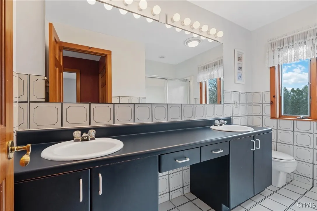 6008 East Lake Road, Owasco, New York 13021, Owasco, New York 13021, 3 Bedrooms Bedrooms, 11 Rooms Rooms,2 BathroomsBathrooms,Residential,Closed,6008 East Lake Road, Owasco, New York 13021,S1595880