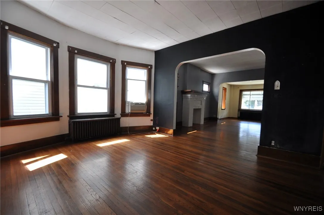 79 Fairchild Place, Buffalo, New York 14216, Buffalo, New York 14216, 6 Bedrooms Bedrooms, ,2 BathroomsBathrooms,Residential,For Sale,79 Fairchild Place, Buffalo, New York 14216,0,B1597306