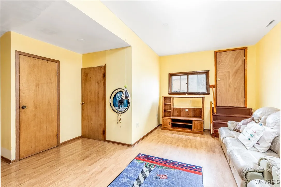 82 Leonore Road, Amherst, New York 14226, Amherst, New York 14226, 3 Bedrooms Bedrooms, 6 Rooms Rooms,1 BathroomBathrooms,Residential,Closed,82 Leonore Road, Amherst, New York 14226,0,B1596732