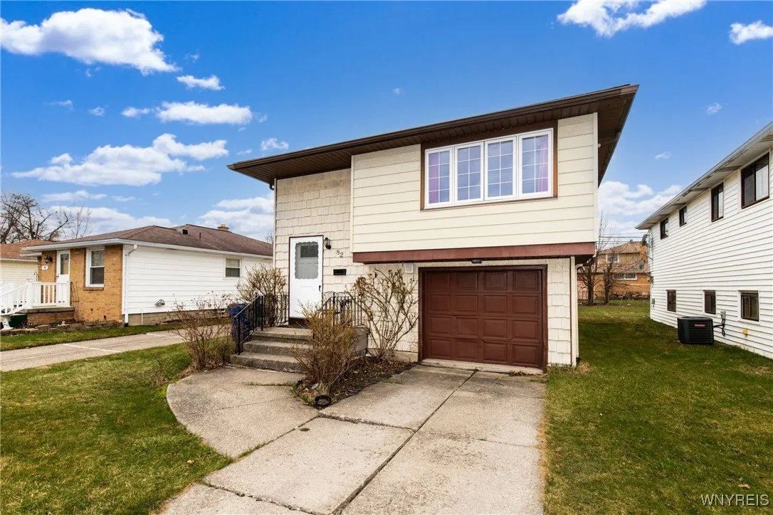 82 Leonore Road, Amherst, New York 14226, Amherst, New York 14226, 3 Bedrooms Bedrooms, 6 Rooms Rooms,1 BathroomBathrooms,Residential,Closed,82 Leonore Road, Amherst, New York 14226,0,B1596732