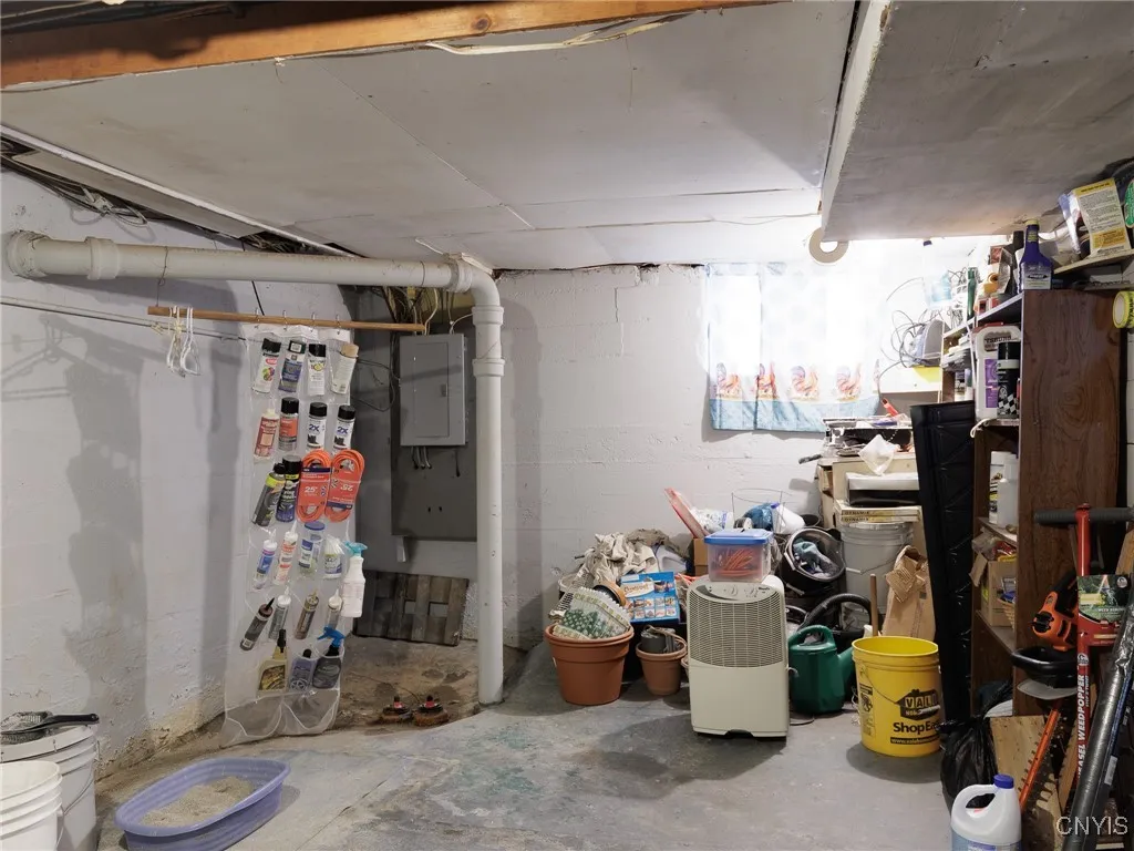 187 Bishop Street, Watertown-city, New York 13601, Watertown City, New York 13601, 3 Bedrooms Bedrooms, 8 Rooms Rooms,1 BathroomBathrooms,Residential,For Sale,187 Bishop Street, Watertown-city, New York 13601,S1597404