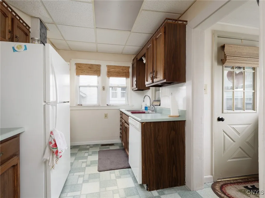 187 Bishop Street, Watertown-city, New York 13601, Watertown City, New York 13601, 3 Bedrooms Bedrooms, 8 Rooms Rooms,1 BathroomBathrooms,Residential,For Sale,187 Bishop Street, Watertown-city, New York 13601,S1597404