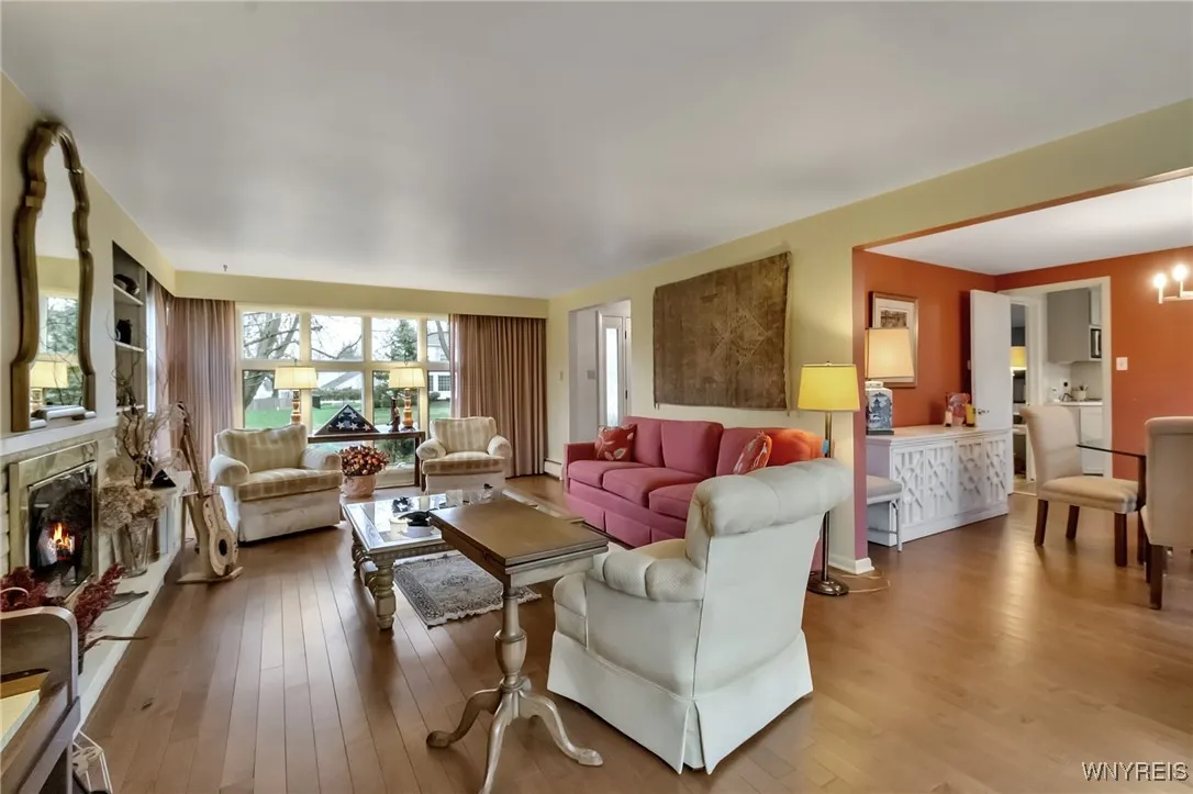9005 Cliffside Drive, Clarence, New York 14031, Clarence, New York 14031, 4 Bedrooms Bedrooms, 11 Rooms Rooms,3 BathroomsBathrooms,Residential,Closed,9005 Cliffside Drive, Clarence, New York 14031,0,B1597453