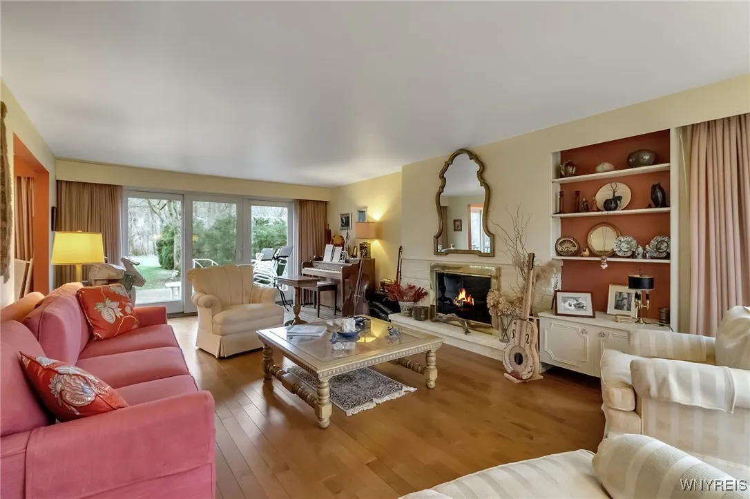 9005 Cliffside Drive, Clarence, New York 14031, Clarence, New York 14031, 4 Bedrooms Bedrooms, 11 Rooms Rooms,3 BathroomsBathrooms,Residential,Closed,9005 Cliffside Drive, Clarence, New York 14031,0,B1597453