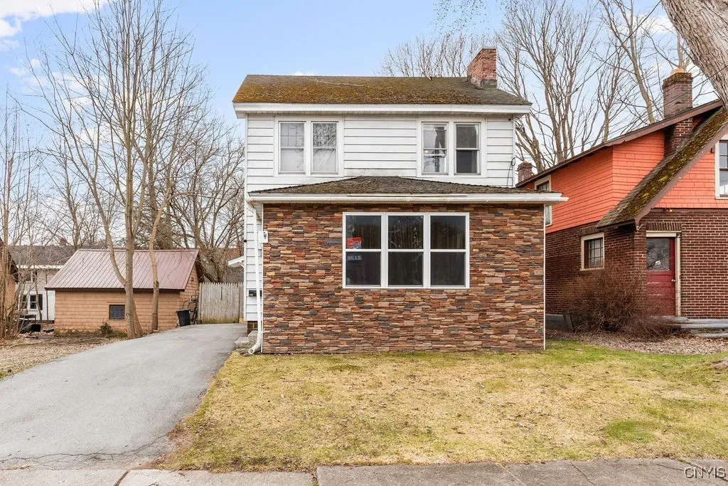 406 Lyon Street, Fulton, New York 13069, Fulton, New York 13069, 3 Bedrooms Bedrooms, 7 Rooms Rooms,1 BathroomBathrooms,Residential,Closed,406 Lyon Street, Fulton, New York 13069,0,S1597003