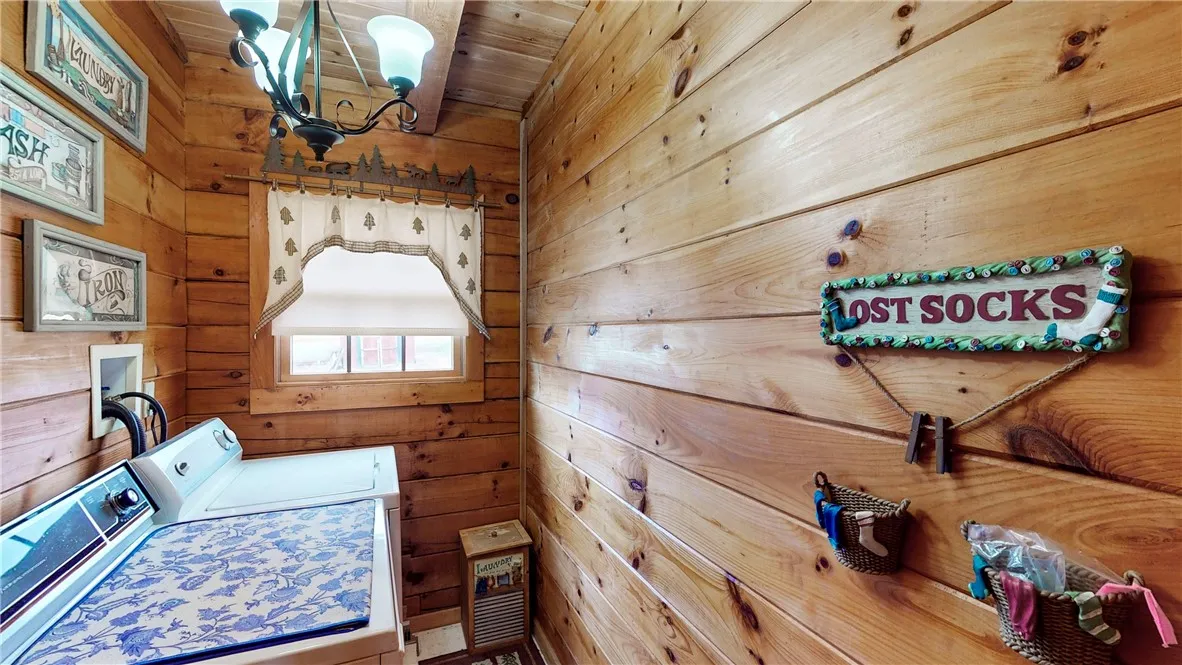 7061 Velie Road, Bath, New York 14879, Bath, New York 14879, 3 Bedrooms Bedrooms, 6 Rooms Rooms,2 BathroomsBathrooms,Residential,Closed,7061 Velie Road, Bath, New York 14879,R1594492