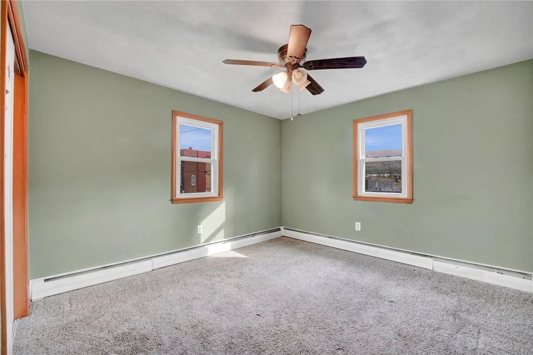 305 State Street, Smethport Boro, Pennsylvania 167, Smethport Boro, Pennsylvania 16749, 2 Bedrooms Bedrooms, 6 Rooms Rooms,1 BathroomBathrooms,Residential,For Sale,305 State Street, Smethport Boro, Pennsylvania 167,0,R1597532