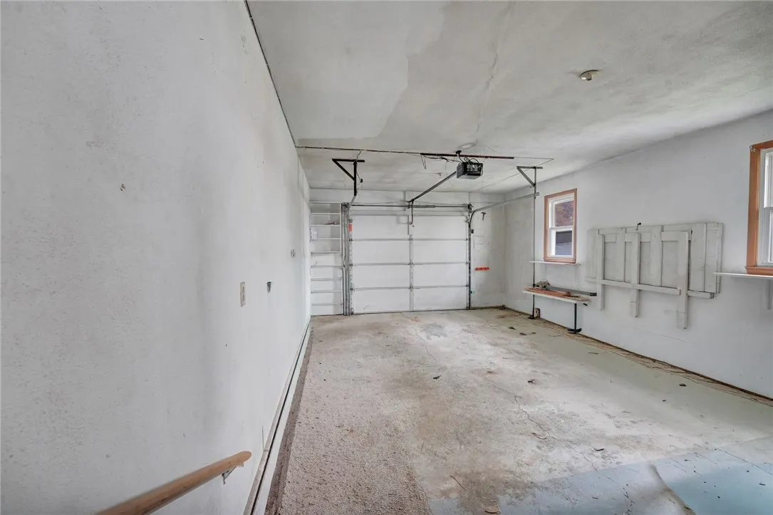 305 State Street, Smethport Boro, Pennsylvania 167, Smethport Boro, Pennsylvania 16749, 2 Bedrooms Bedrooms, 6 Rooms Rooms,1 BathroomBathrooms,Residential,For Sale,305 State Street, Smethport Boro, Pennsylvania 167,0,R1597532