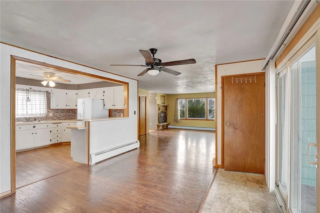 305 State Street, Smethport Boro, Pennsylvania 167, Smethport Boro, Pennsylvania 16749, 2 Bedrooms Bedrooms, 6 Rooms Rooms,1 BathroomBathrooms,Residential,For Sale,305 State Street, Smethport Boro, Pennsylvania 167,0,R1597532