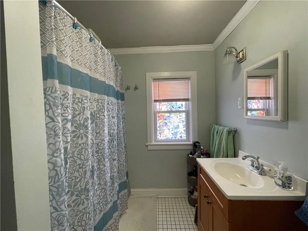 64 Elm Street, Oneonta-city, New York 13820, Oneonta, New York 13820, 4 Bedrooms Bedrooms, ,2 BathroomsBathrooms,Residential,Closed,64 Elm Street, Oneonta-city, New York 13820,0,R1597554