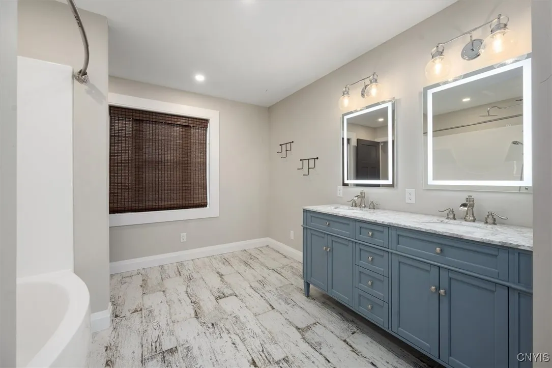 2364 King Road, Paris, New York 13322, Paris, New York 13322, 4 Bedrooms Bedrooms, 15 Rooms Rooms,2 BathroomsBathrooms,Residential,Closed,2364 King Road, Paris, New York 13322,S1597282