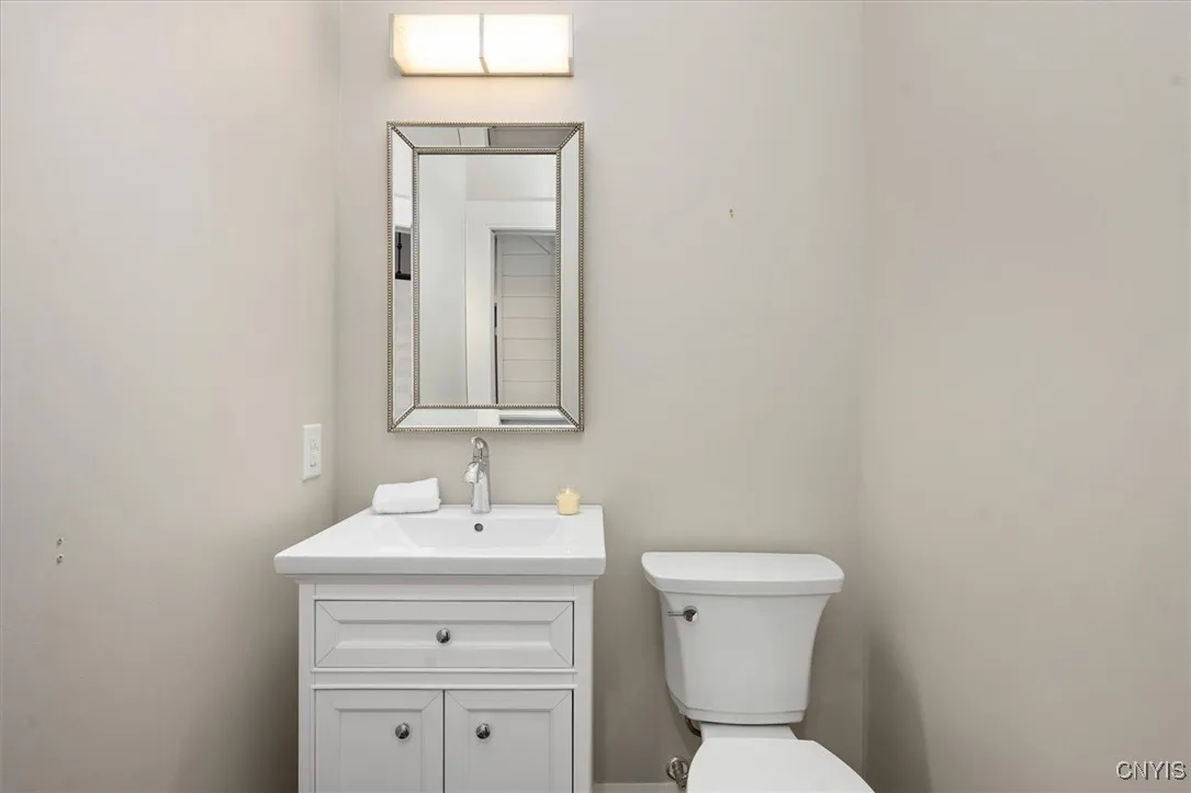 2364 King Road, Paris, New York 13322, Paris, New York 13322, 4 Bedrooms Bedrooms, 15 Rooms Rooms,2 BathroomsBathrooms,Residential,Closed,2364 King Road, Paris, New York 13322,S1597282