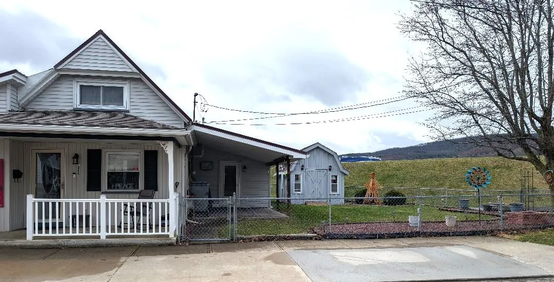 151 Canisteo Avenue, Hornell, New York 14843, Hornell, New York 14843, 3 Bedrooms Bedrooms, 11 Rooms Rooms,2 BathroomsBathrooms,Residential,Closed,151 Canisteo Avenue, Hornell, New York 14843,0,R1597330