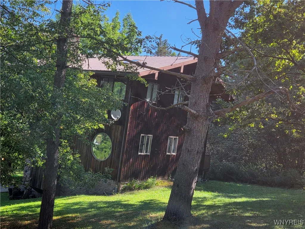 1347 Dublin Meadows Road, Mansfield, New York 1477, Mansfield, New York 14779, 4 Bedrooms Bedrooms, 10 Rooms Rooms,3 BathroomsBathrooms,Residential,Closed,1347 Dublin Meadows Road, Mansfield, New York 1477,0,B1597605