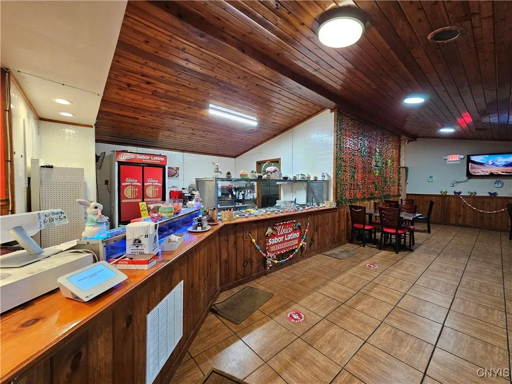 401 W Dominick Street, Rome, New York 13440, Rome, New York 13440, ,Commercial Sale,For Sale,401 W Dominick Street, Rome, New York 13440,S1597604
