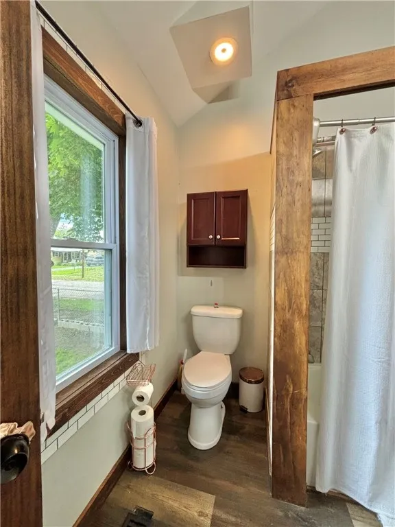 717 Spaulding Street, Elmira-city, New York 14904, Elmira City, New York 14904, 3 Bedrooms Bedrooms, 8 Rooms Rooms,2 BathroomsBathrooms,Residential,For Sale,717 Spaulding Street, Elmira-city, New York 14904,R1597674