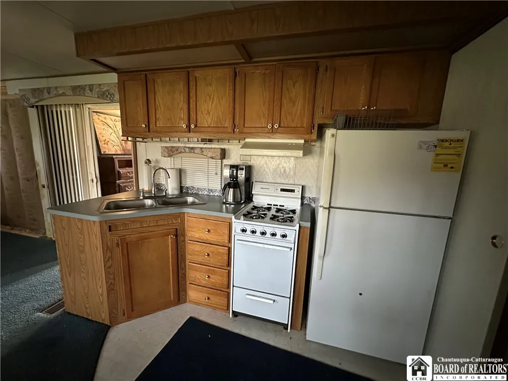 848 Porter Road, Lyndon, New York 14737, Lyndon, New York 14737, 2 Bedrooms Bedrooms, 9 Rooms Rooms,1 BathroomBathrooms,Residential,Closed,848 Porter Road, Lyndon, New York 14737,0,R1596551