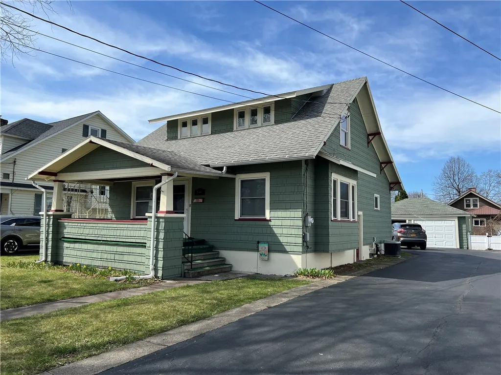 540 Mcdowell Place, Elmira-city, New York 14904, Elmira City, New York 14904, 3 Bedrooms Bedrooms, 7 Rooms Rooms,1 BathroomBathrooms,Residential,Closed,540 Mcdowell Place, Elmira-city, New York 14904,0,R1597719