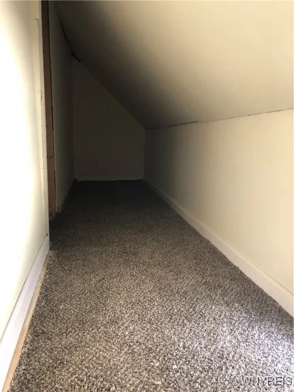 202 Thompson Street, Buffalo, New York 14207, Buffalo, New York 14207, 4 Bedrooms Bedrooms, 10 Rooms Rooms,2 BathroomsBathrooms,Residential,For Sale,202 Thompson Street, Buffalo, New York 14207,B1597808