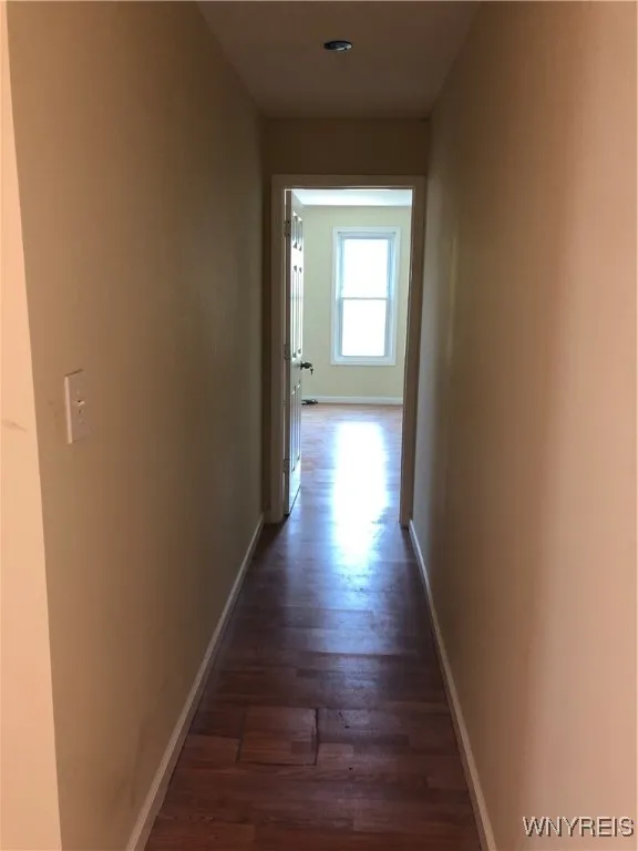 202 Thompson Street, Buffalo, New York 14207, Buffalo, New York 14207, 4 Bedrooms Bedrooms, 10 Rooms Rooms,2 BathroomsBathrooms,Residential,For Sale,202 Thompson Street, Buffalo, New York 14207,B1597808