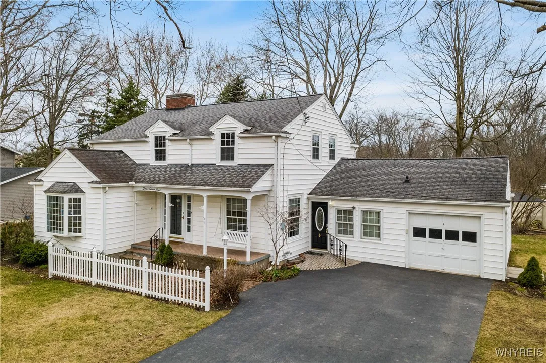 441 Harper Drive, Lewiston, New York 14092, Lewiston, New York 14092, 5 Bedrooms Bedrooms, 9 Rooms Rooms,2 BathroomsBathrooms,Residential,Closed,441 Harper Drive, Lewiston, New York 14092,0,B1597430