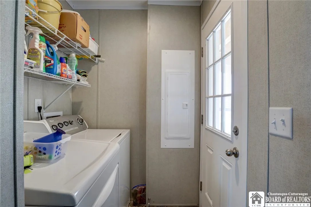 3393 Carpenter Pringle Rd #25, North Harmony, New, North Harmony, New York 14710, 3 Bedrooms Bedrooms, 8 Rooms Rooms,2 BathroomsBathrooms,Residential,Closed,3393 Carpenter Pringle Rd #25, North Harmony, New ,R1597763