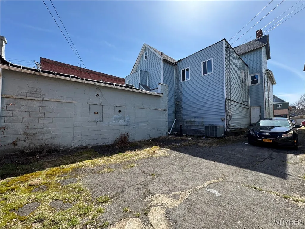 837 Niagara Street, Buffalo, New York 14213, Buffalo, New York 14213, ,Commercial Sale,For Sale,837 Niagara Street, Buffalo, New York 14213,B1597837