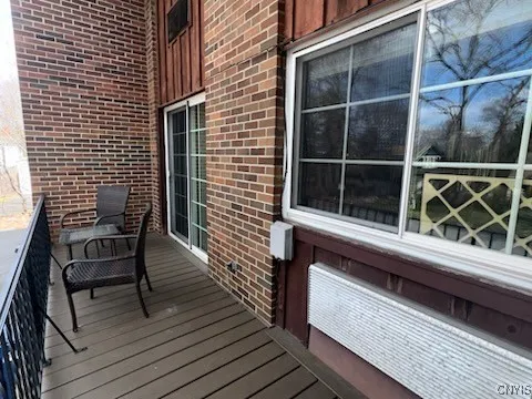 1227 James Street, Syracuse, New York 13203, Syracuse, New York 13203, 3 Bedrooms Bedrooms, 7 Rooms Rooms,2 BathroomsBathrooms,Residential Lease,Closed,1227 James Street, Syracuse, New York 13203,S1597901
