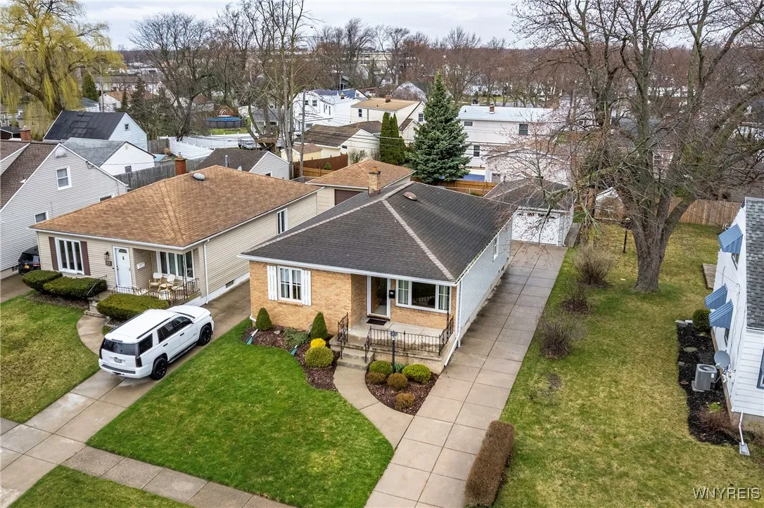 239 Treadwell Road, Tonawanda-town, New York 14150, Tonawanda, New York 14150, 3 Bedrooms Bedrooms, 5 Rooms Rooms,2 BathroomsBathrooms,Residential,Closed,239 Treadwell Road, Tonawanda-town, New York 14150,0,B1597920