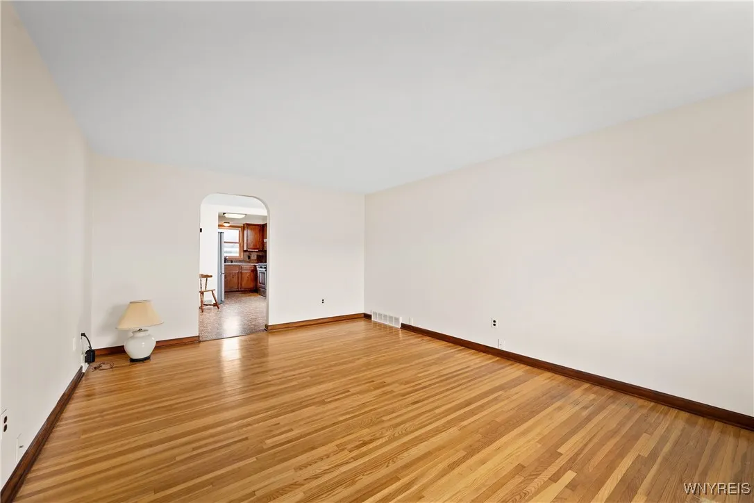 239 Treadwell Road, Tonawanda-town, New York 14150, Tonawanda, New York 14150, 3 Bedrooms Bedrooms, 5 Rooms Rooms,2 BathroomsBathrooms,Residential,Closed,239 Treadwell Road, Tonawanda-town, New York 14150,0,B1597920
