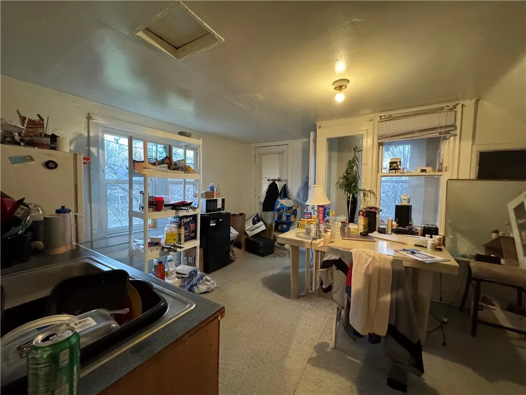 51 Niagara Street, Rochester, New York 14605, Rochester, New York 14605, 3 Bedrooms Bedrooms, ,2 BathroomsBathrooms,Residential,Closed,51 Niagara Street, Rochester, New York 14605,0,R1597381