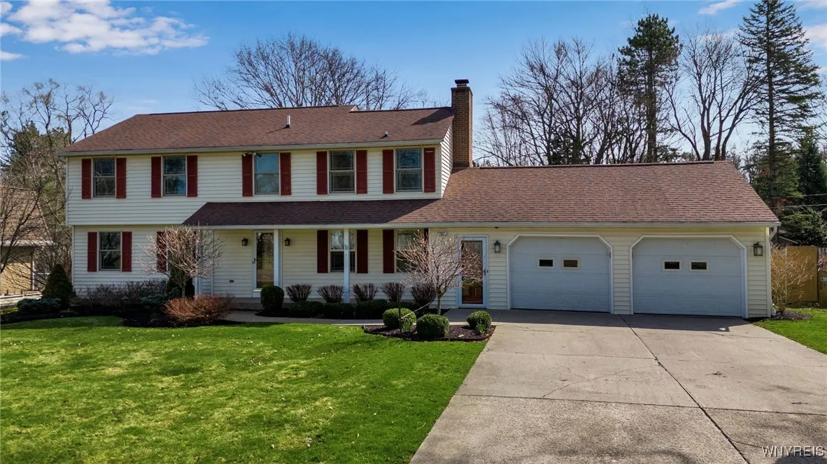 61 Green Lake Drive, Orchard Park, New York 14127, Orchard Park, New York 14127, 4 Bedrooms Bedrooms, 10 Rooms Rooms,2 BathroomsBathrooms,Residential,Closed,61 Green Lake Drive, Orchard Park, New York 14127,0,B1598035