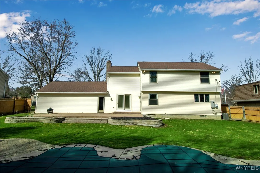61 Green Lake Drive, Orchard Park, New York 14127, Orchard Park, New York 14127, 4 Bedrooms Bedrooms, 10 Rooms Rooms,2 BathroomsBathrooms,Residential,Closed,61 Green Lake Drive, Orchard Park, New York 14127,0,B1598035