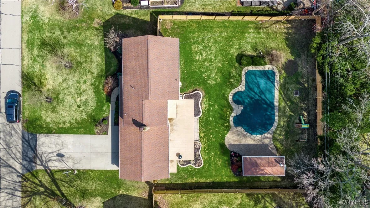 61 Green Lake Drive, Orchard Park, New York 14127, Orchard Park, New York 14127, 4 Bedrooms Bedrooms, 10 Rooms Rooms,2 BathroomsBathrooms,Residential,Closed,61 Green Lake Drive, Orchard Park, New York 14127,0,B1598035