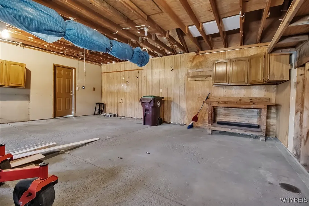 61 Green Lake Drive, Orchard Park, New York 14127, Orchard Park, New York 14127, 4 Bedrooms Bedrooms, 10 Rooms Rooms,2 BathroomsBathrooms,Residential,Closed,61 Green Lake Drive, Orchard Park, New York 14127,0,B1598035