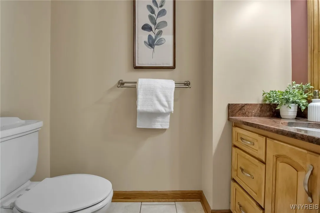 61 Green Lake Drive, Orchard Park, New York 14127, Orchard Park, New York 14127, 4 Bedrooms Bedrooms, 10 Rooms Rooms,2 BathroomsBathrooms,Residential,Closed,61 Green Lake Drive, Orchard Park, New York 14127,0,B1598035