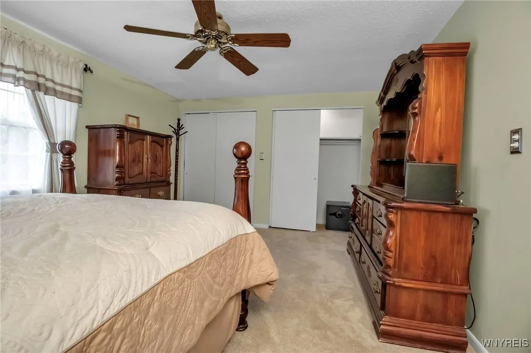 216 Stepping Stone Lane, Orchard Park, New York 14, Orchard Park, New York 14127, 2 Bedrooms Bedrooms, 6 Rooms Rooms,2 BathroomsBathrooms,Residential,Closed,216 Stepping Stone Lane, Orchard Park, New York 14,0,B1597937