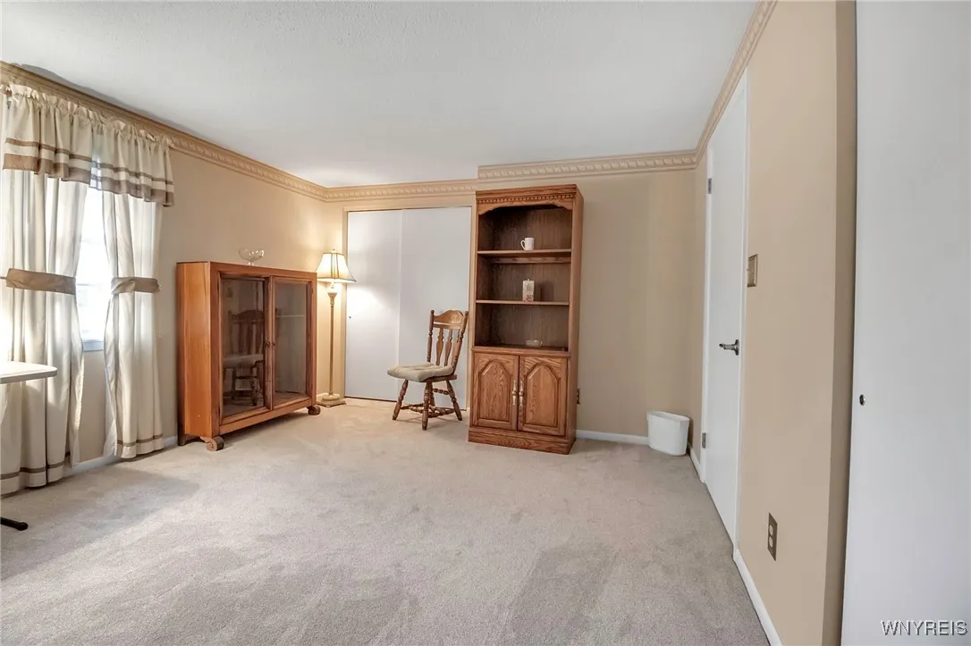 216 Stepping Stone Lane, Orchard Park, New York 14, Orchard Park, New York 14127, 2 Bedrooms Bedrooms, 6 Rooms Rooms,2 BathroomsBathrooms,Residential,Closed,216 Stepping Stone Lane, Orchard Park, New York 14,0,B1597937
