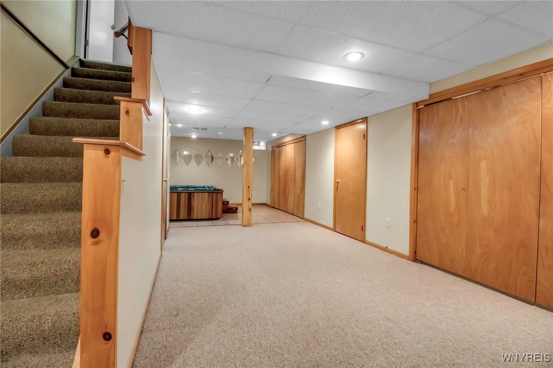216 Stepping Stone Lane, Orchard Park, New York 14, Orchard Park, New York 14127, 2 Bedrooms Bedrooms, 6 Rooms Rooms,2 BathroomsBathrooms,Residential,Closed,216 Stepping Stone Lane, Orchard Park, New York 14,0,B1597937