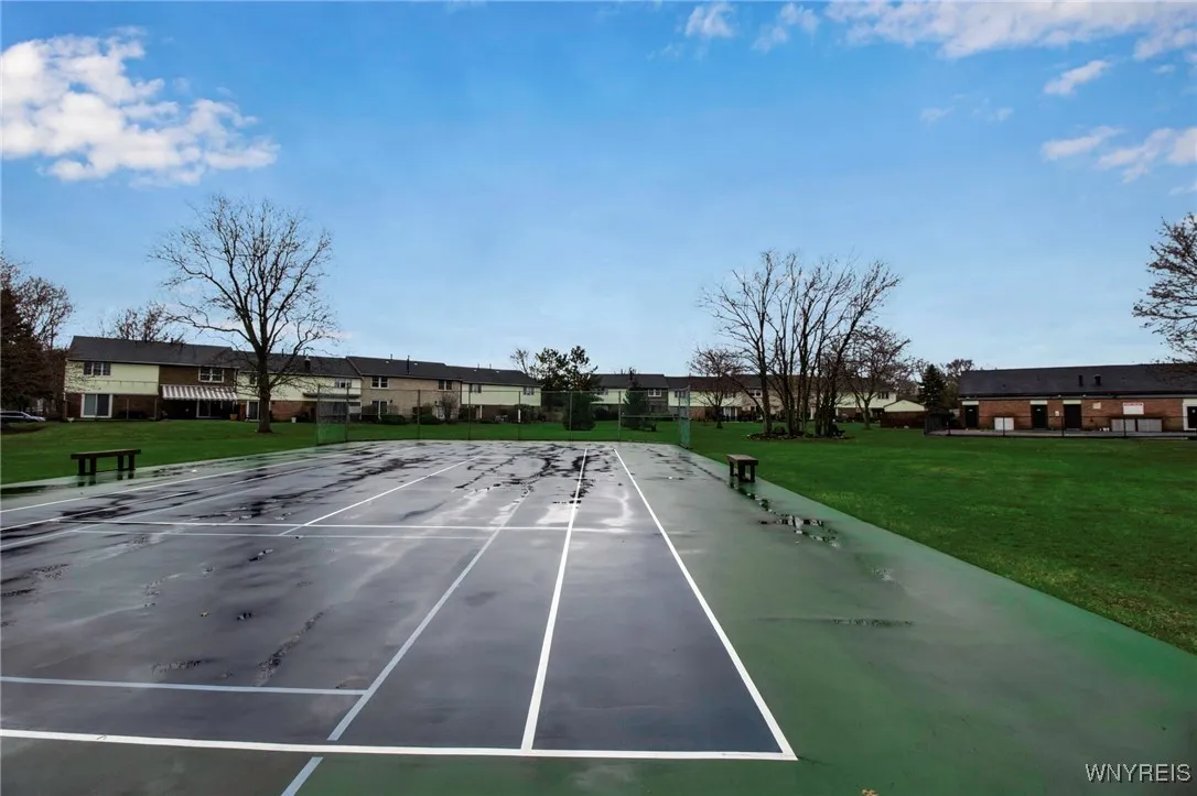 216 Stepping Stone Lane, Orchard Park, New York 14, Orchard Park, New York 14127, 2 Bedrooms Bedrooms, 6 Rooms Rooms,2 BathroomsBathrooms,Residential,Closed,216 Stepping Stone Lane, Orchard Park, New York 14,0,B1597937